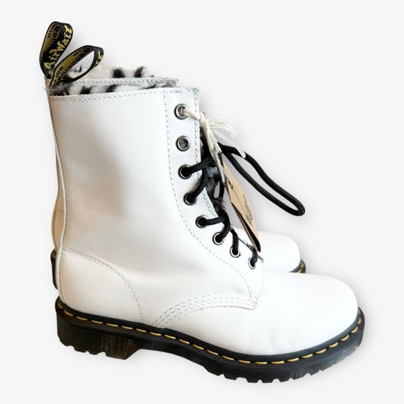 New! Dr Martens 1460 White Serena Fur Lined Boots Size 8 - Picture 3 of 8